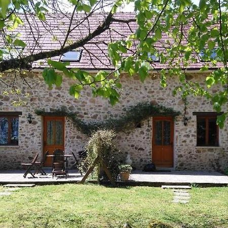 Gite Du Sorbier Le Chalard Екстериор снимка